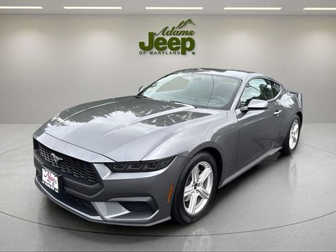 Used 2026 Ford Mustang Coupe RWD image 3