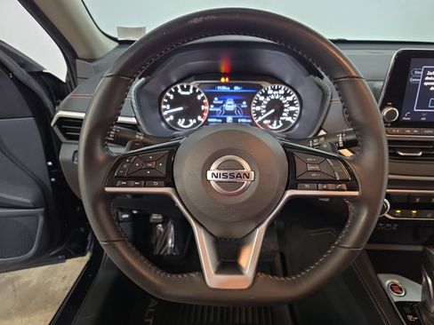 Used 2020 Nissan Altima 2.5 SR image 13