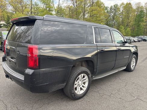 Used 2016 Chevrolet Suburban LT AWD/4WD image 5