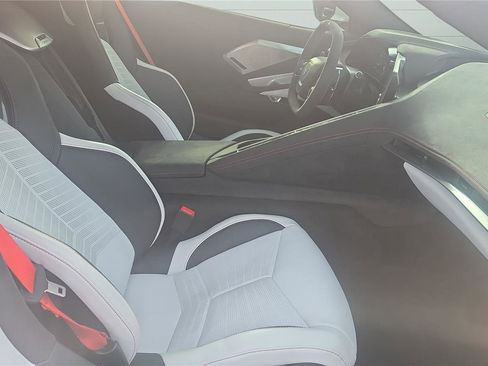 Used 2023 Chevrolet Corvette Stingray Premium Cpe w/ Z51 Performance Package image 25