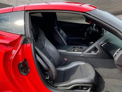 Used 2019 Chevrolet Corvette Grand Sport RWD image 6