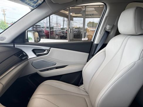 Used 2025 Acura RDX SH-AWD w/ Technology Package image 24