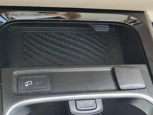 Used 2021 Mercedes-Benz GLB 250 image 28