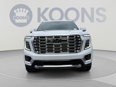 New 2026 GMC Yukon XL Denali w/ Denali Reserve Package AWD/4WD image 7