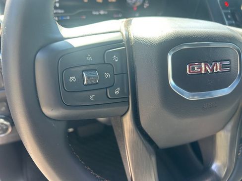 Used 2024 GMC Yukon XL AT4 w/ Technology Package AWD/4WD image 17