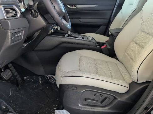 Used 2025 MAZDA CX-5 AWD 2.5 S w/ Preferred Package image 12
