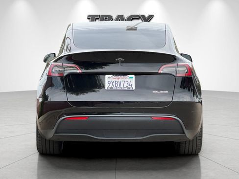 Used 2022 Tesla Model Y Performance AWD/4WD image 5