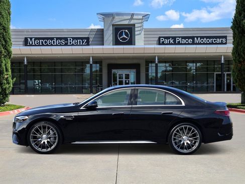 New 2026 Mercedes-Benz E 53 AMG e 4MATIC Sedan image 3