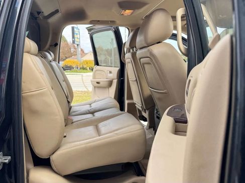 Used 2012 Cadillac Escalade EXT Luxury image 21