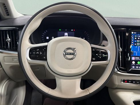 Used 2025 Volvo V90 B6 Cross Country Plus w/ Climate Package AWD/4WD image 37