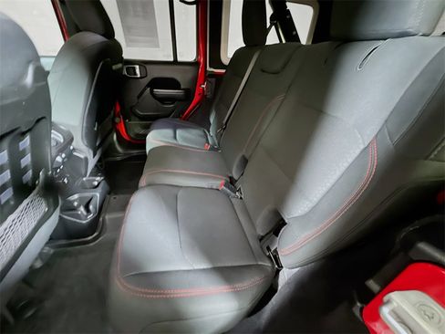 Used 2021 Jeep Wrangler Unlimited Rubicon image 22