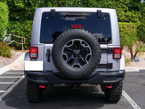 Used 2016 Jeep Wrangler Unlimited Rubicon image 7