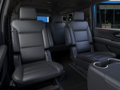 New 2026 GMC Yukon XL Denali w/ Advanced Technology Package RWD image 17
