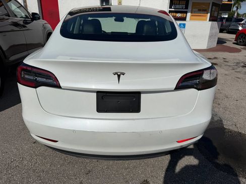 Used 2022 Tesla Model 3 RWD image 4