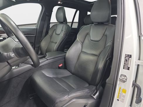 Used 2019 Volvo XC90 T6 Momentum w/ Advanced Package AWD/4WD image 14