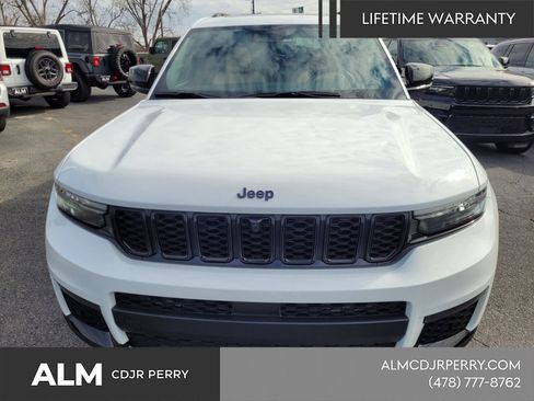 New 2025 Jeep Grand Cherokee L Limited w/ Luxury Tech Group II AWD/4WD image 16