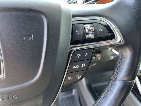 Used 2022 Lincoln Navigator L Reserve w/ Monochromatic Package RWD image 26