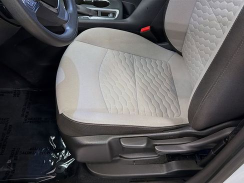 Used 2021 Chevrolet Equinox LS FWD image 21
