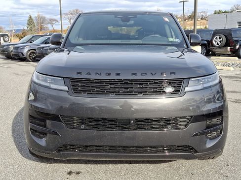 New 2025 Land Rover Range Rover Sport SE image 5