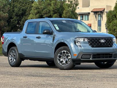 New 2025 Ford Maverick XLT w/ Equipment Group 301A