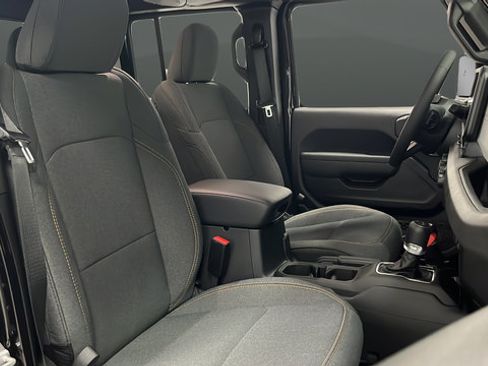 New 2026 Jeep Gladiator Sport AWD/4WD image 24