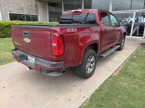 Used 2018 Chevrolet Colorado Z71 AWD/4WD image 4
