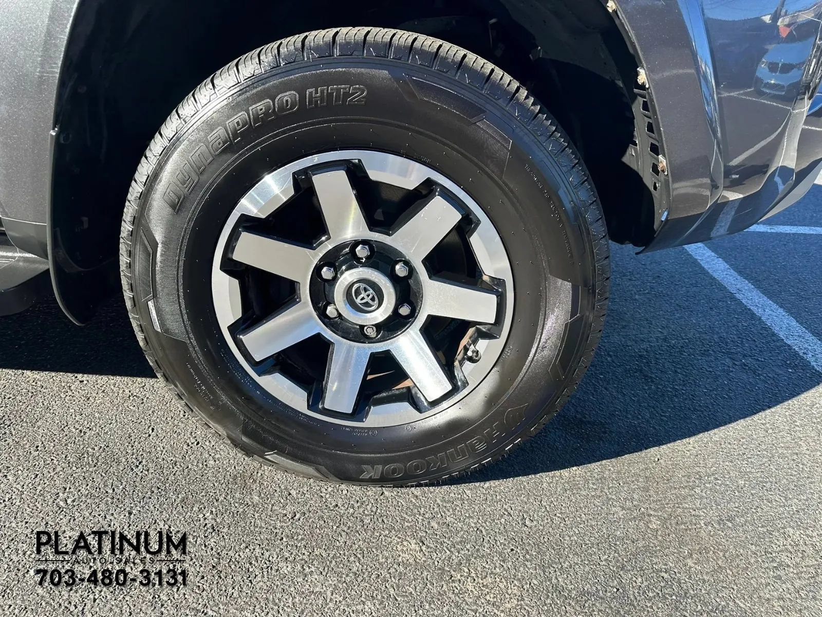 Used 2018 Toyota 4Runner TRD Off-Road AWD/4WD image 23
