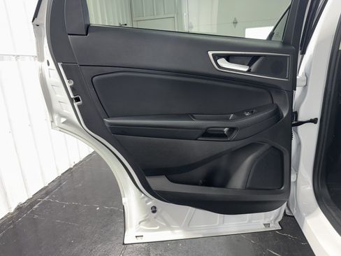 Used 2024 Ford Edge SEL AWD/4WD image 17