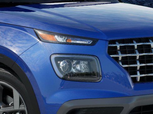 New 2026 Hyundai Venue SEL FWD image 9