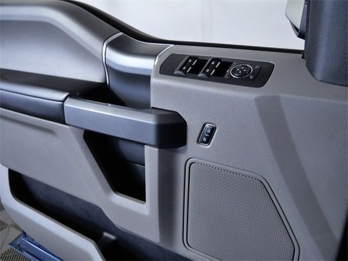 Used 2016 Ford F150 XLT w/ Equipment Group 302A Luxury image 26