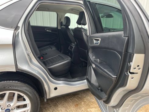 Used 2022 Ford Edge SEL AWD/4WD image 14