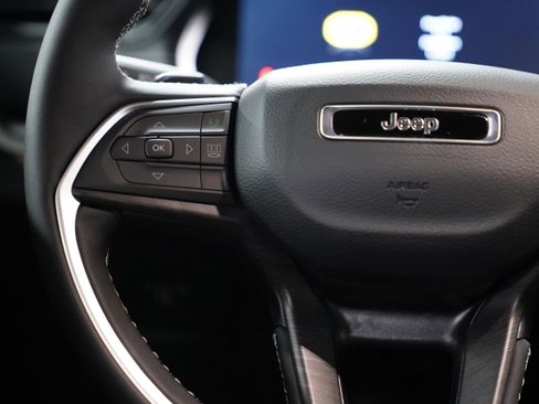 New 2026 Jeep Grand Cherokee L Limited AWD/4WD image 19