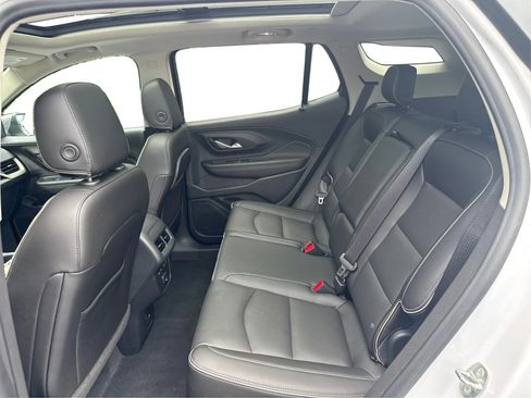 Used 2020 GMC Terrain Denali w/ Denali Premium Package AWD/4WD image 13