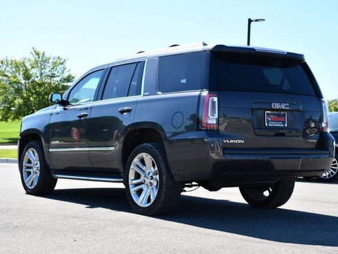 Used 2017 GMC Yukon SLT w/ Premium Edition AWD/4WD image 5