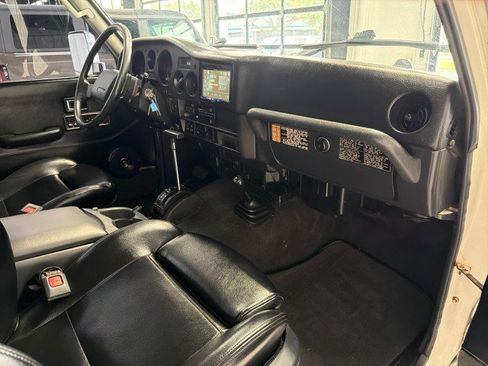 Used 1989 Toyota Land Cruiser AWD/4WD image 12