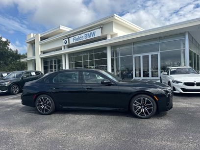 New 2025 BMW 760i xDrive