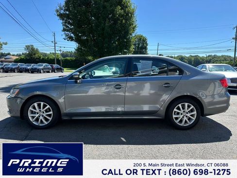 Used 2014 Volkswagen Jetta SE image 4