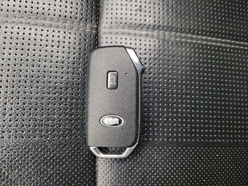 Used 2021 Kia Telluride EX w/ EX Premium Package AWD/4WD image 32