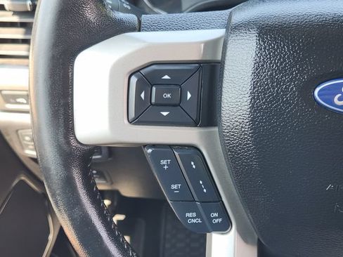 Used 2020 Ford F250 Lariat w/ Lariat Ultimate Package AWD/4WD image 27