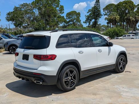 Used 2023 Mercedes-Benz GLB 250 image 8