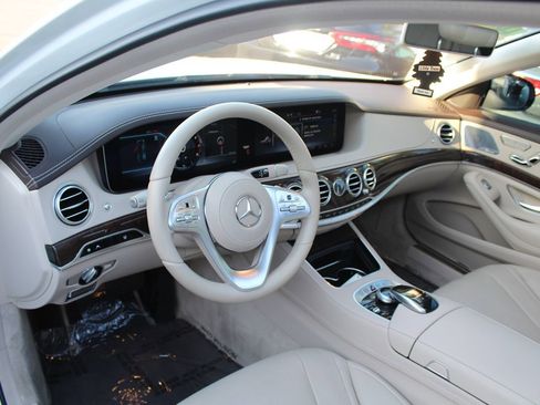 Used 2019 Mercedes-Benz S 450 Sedan image 18