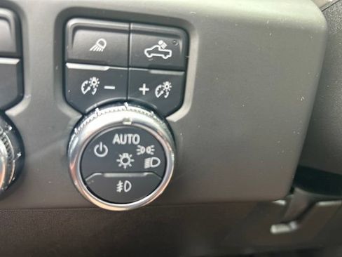 Used 2025 GMC Sierra 3500 Denali Ultimate AWD/4WD image 36