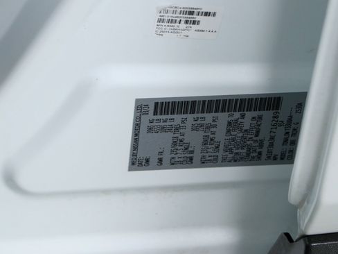 Used 2024 Nissan Rogue SV w/ SV Premium Package FWD image 33