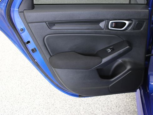 Used 2023 Honda Civic Sport image 24