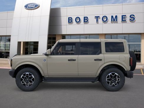 New 2026 Ford Bronco Outer Banks AWD/4WD image 3
