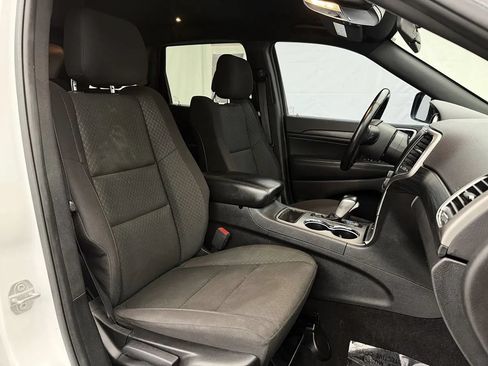 Used 2021 Jeep Grand Cherokee Laredo AWD/4WD image 21