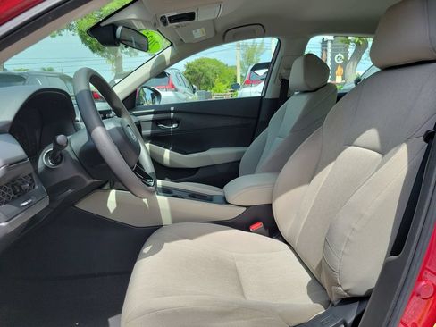 Used 2025 Honda Accord LX image 14