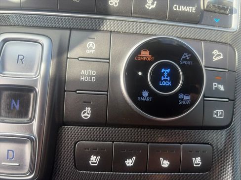 Used 2021 Hyundai Santa Fe Limited AWD/4WD image 39