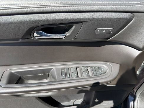 Used 2017 Chevrolet Traverse LT AWD/4WD image 12