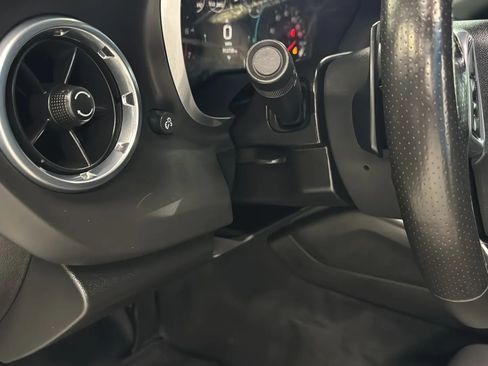 Used 2017 Chevrolet Camaro SS RWD image 27